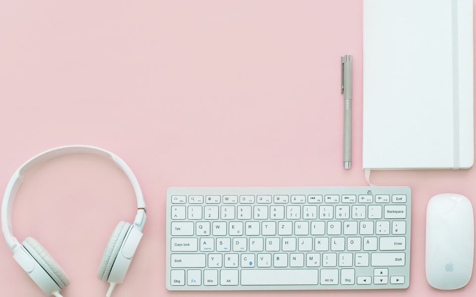 klávesnice od počítače